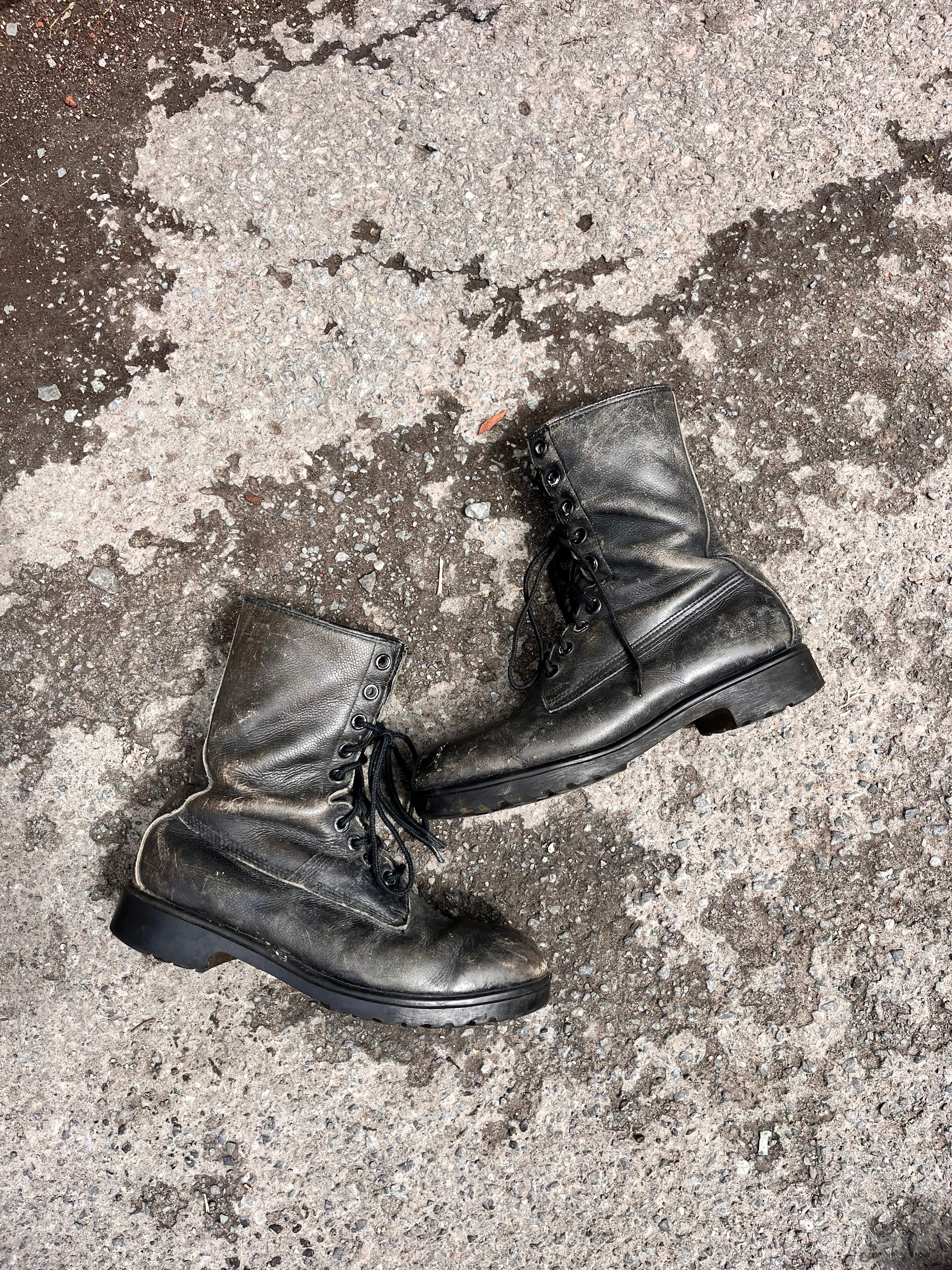 Old style combat boots best sale